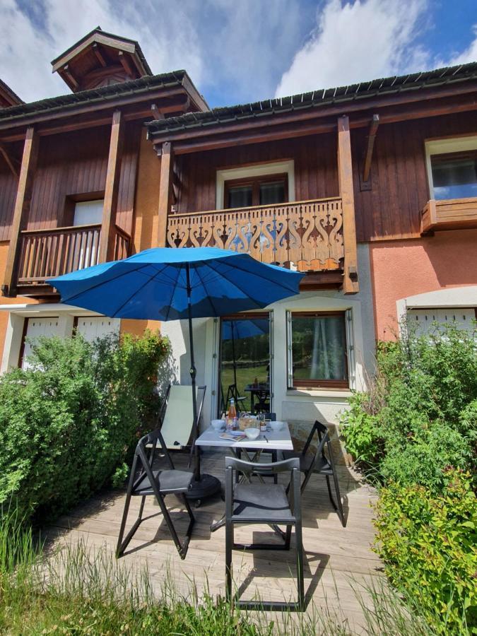 Les Chalets Du Jardin Alpin La Salle-les-Alpes Esterno foto