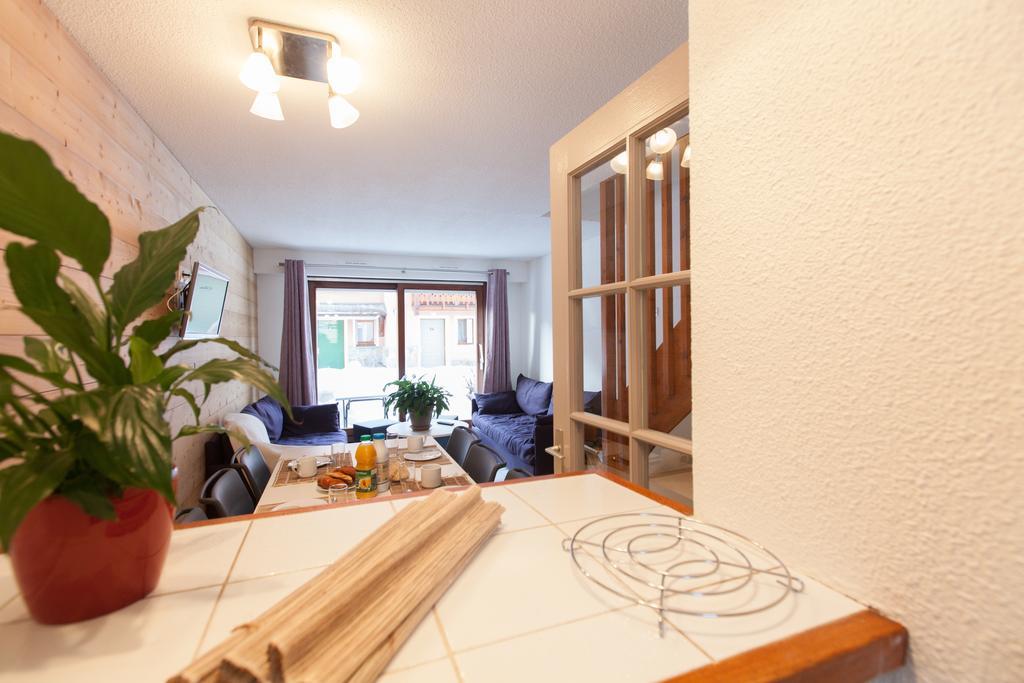 Les Chalets Du Jardin Alpin La Salle-les-Alpes Esterno foto